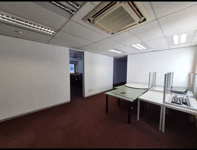 692M² OFFICE TO LET IN SANDTON CENTRAL